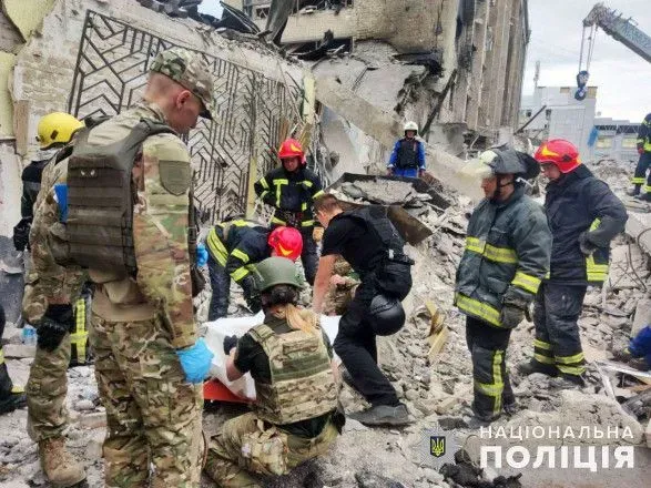 Количество жертв удара рф по Краматорску возросло до 10, раненых - 61