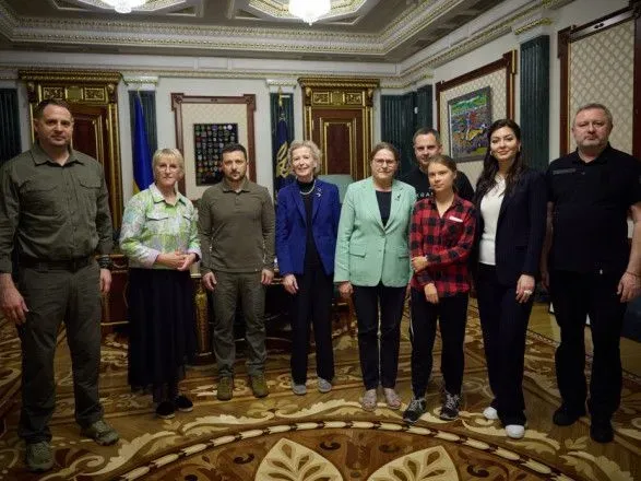 Экоактивистка Грета Тунберг приехала в Киев и встретилась с Зеленским
