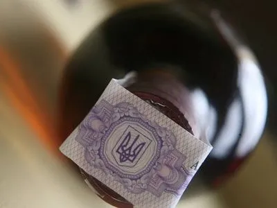 Рада схвалила введення е-марки на алкоголь та цигарки