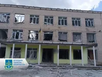 Двоє загиблих та шестеро поранених: наслідки обстрілу школи на Донеччині