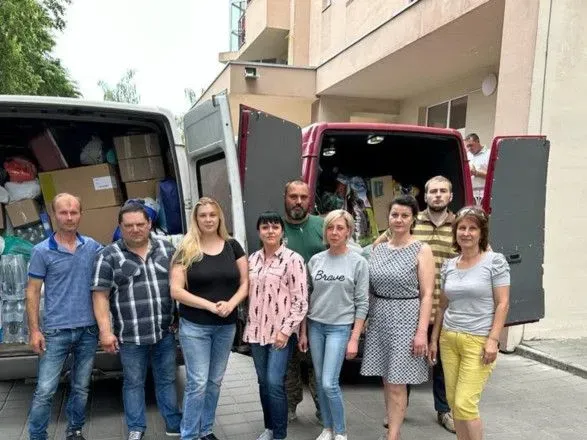 Продукты, средства гигиены, лекарства: при поддержке "МХП-Громаде" пострадавшие в Херсонской области получили помощь