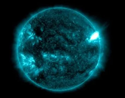 Вибух на Сонці спричинив відключення радіозв’язку на Землі 