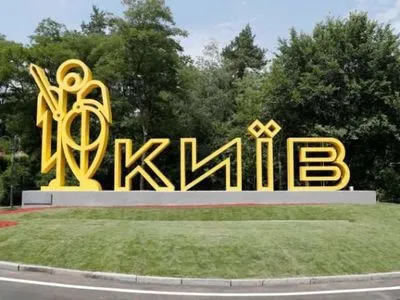 Из-за жары в Киеве вводится ограничение движения тяжеловесного транспорта