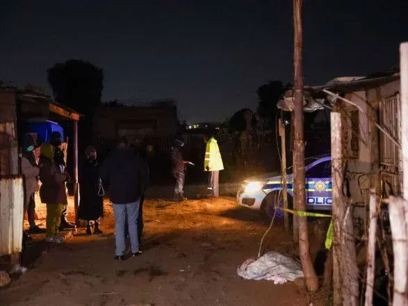 Витік підозрілого газу вбив щонайменше 16 людей у Південній Африці