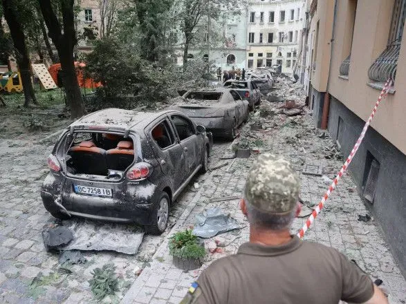 Во время ночной атаки рф на Львов по меньшей мере 10 укрытий были закрыты - МВД