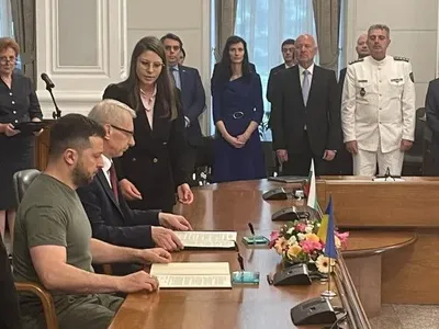 Зеленський підписав декларацію про підтримку членства України Болгарією в НАТО