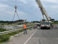 На Харківщині облаштували 2 понтонні переправи на місці зруйнованих мостів