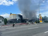 Масштабну пожежу на АЗС в Києві ліквідовано