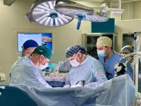 Лікарі пересадили дві нирки та печінку від 4-річної дитини
