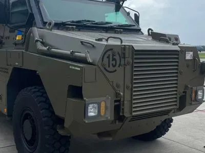 Австралія передасть Україні 30 БТР Bushmaster - Зеленський