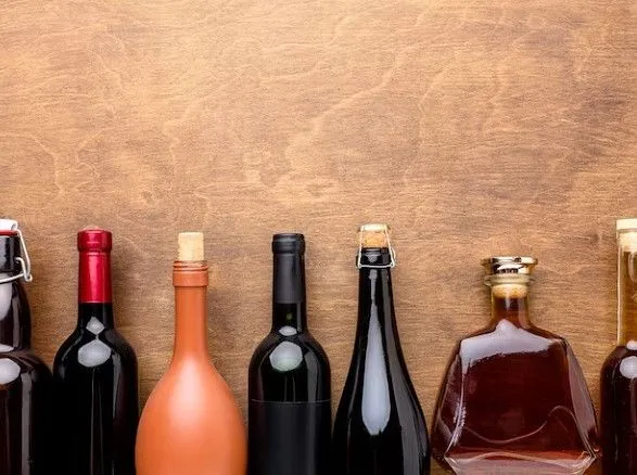 В Украине могут повысить минимальные цены на алкоголь: какие напитки и на сколько могут подорожать
