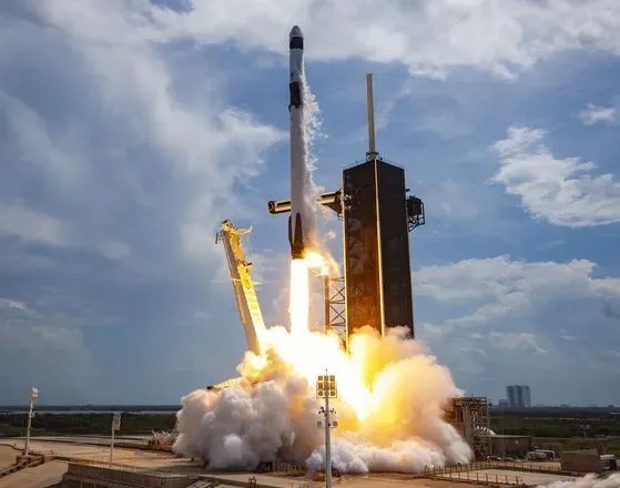 Ракета-носій Falcon 9 вивела на орбіту новий флот супутників Starlink