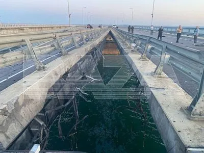 В рф планируют полностью запустить автомобильное движение по Крымскому мосту к ноябрю