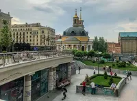 В центре Киева занимались реконструкцией, а построили ТРЦ: экс-руководителю КП сообщено о подозрении