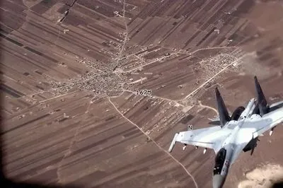 Ескалація конфлікту між США та росією у Сирії: російський винищувач загрожував військовому літаку США  