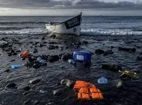 Біля Марокко човен з мігрантами врізався у скелю та затонув: шестеро загиблих