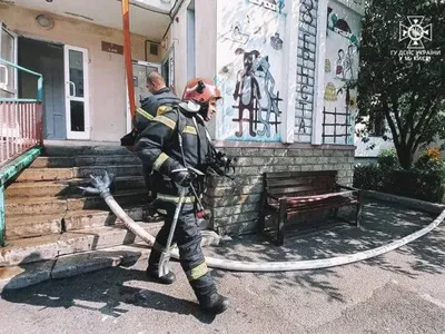 У Києві під час пожежі у квартирі загинула людина