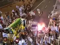Автомобіль протаранив натовп протестувальників в Ізраїлі, троє людей постраждали