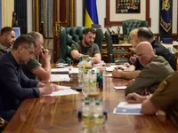 Не збавляємо темп інтеграції з НАТО: Зеленський зібрав нараду з представниками ВР та урядовцями