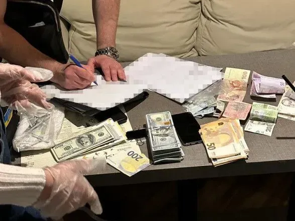 Харьковского прокурора будут судить из-за взятки $35 тысяч