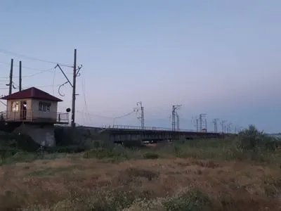 Гауляйтер Сальдо заявил, что железную дорогу между Крымом и Херсонской областью "атаковали" ракетами Storm Shadow