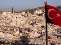 У Туреччині за неякісне будівництво в зоні землетрусу заарештували 351 людину