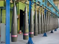 США заключили соглашения с Болгарией и Южной Кореей о поставках 155-мм боеприпасов Украине - Financial Times