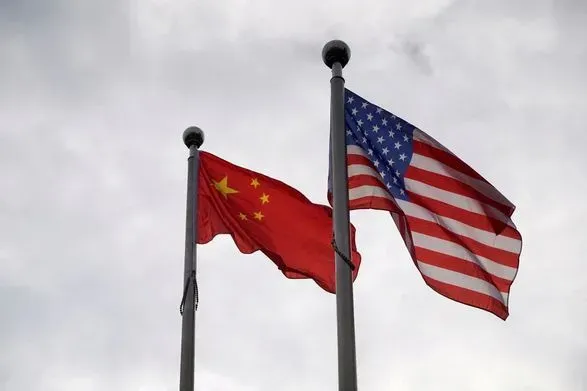 Пентагон та МЗС Китаю обговорили відносини