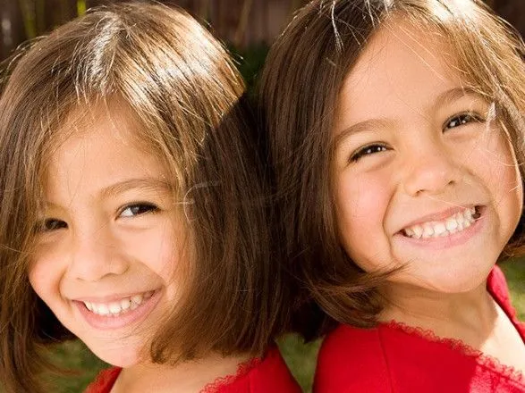 Международный день близнецов, День светофора. Что еще можно отметить 5 августа