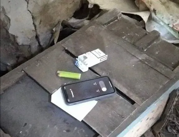 На Киевщине пропавшую 16-летнюю девушку нашли повешенной в заброшенном здании