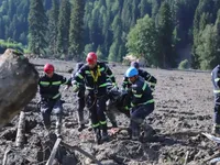 Внаслідок зсуву грунту в грузинському селі Шові загинула українка, тривають пошуки її дитини