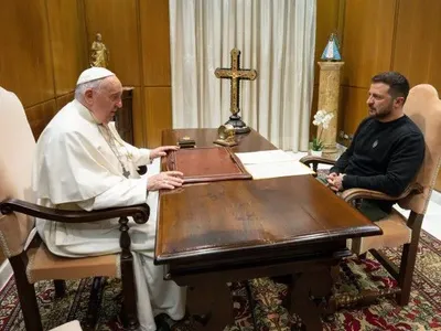 Зеленский: "Если Папа Франциск сможет вернуть наших детей, я считаю, что этого достаточно"