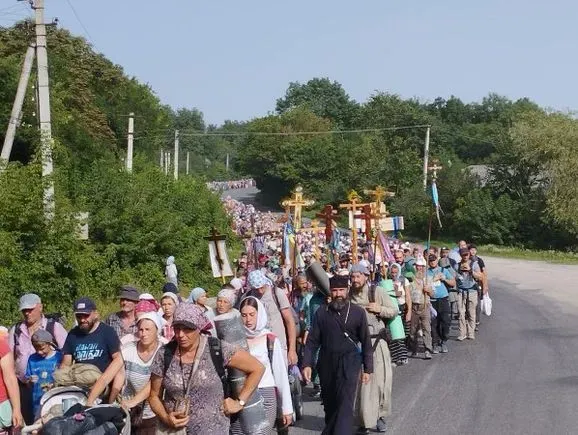 Совет обороны Тернопольщины запретил крестный ход верующих к Свято-Успенской Почаевской лавре