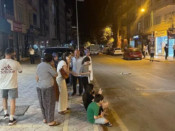 На востоке Турции произошло землетрясение: 23 человека травмированы