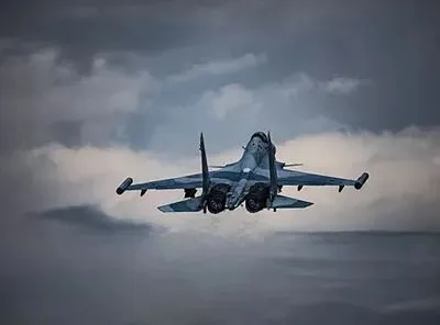 російський літак Су-30 зазнав аварії в калінінградській області. Екіпаж загинув