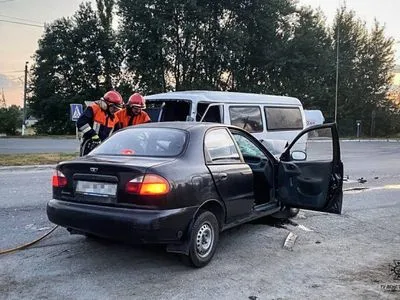 В результате столкновения авто в Хмельницкой области погиб 77-летний водитель