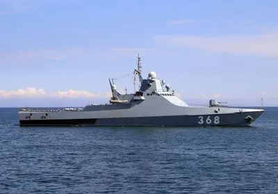 росіяни обстріляли цивільне судно, яке йшло до українського порту