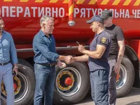 "МХП-Громаді" передав черкаським рятувальникам сучасну пожежну машину вартістю понад 800 тис. грн