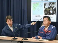Японія готується до ще одного тайфуну зі скасуванням поїздів та авіарейсів