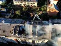 Рятувальники показали наслідки удару рф по багатоповерхівці у Львові