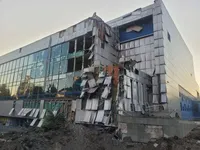 Ворожа атака на Дніпро: пошкоджений спортивний об'єкт, де тренувалися діти