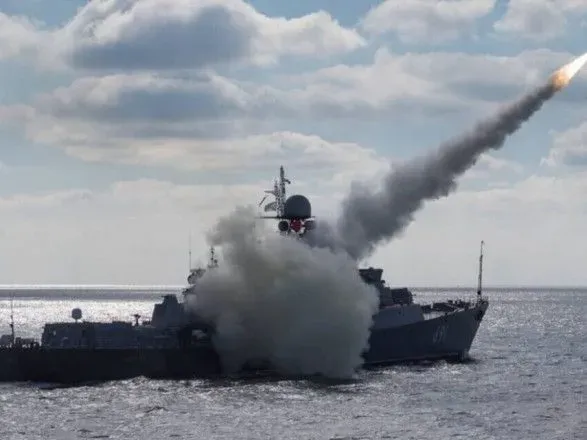 До 12 "Калибров": россия увеличила количество ракетоносителей в Черном море