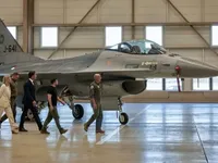 Зеленский подвел итог о договоренностях по F-16: Нидерланды предоставят 42 самолета, Дания - 19