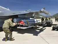 Для эффективного использования F-16 Украине необходимы ракеты JASSM - СМИ