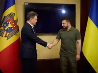 Зеленський зустрівся з прем’єр-міністром Молдови: говорили про транзит українського продовольства