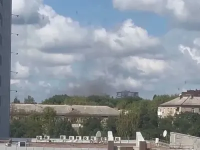 В центре Донецка прогремели три мощных взрыва