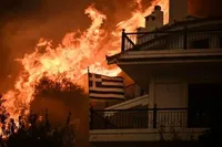 Понад 60 пожеж за добу: кількість загиблих в Греції досягла 20