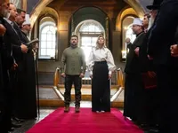 Президент і перша леді долучилися до "Молитви за Україну" в Софійському соборі