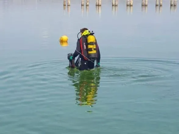 Виявили за 30 метрів від берега: у Миколаєві водолази знайшли тіло 14-річного підлітка