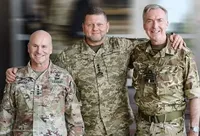 Секретна нарада на кордоні: Залужний обговорив із командуванням НАТО військову стратегію України - Guardian